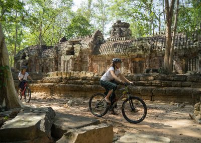 OFF TRACK TOURS Cambodia - tour smarter - Angor Wat Tours
