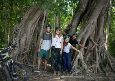 Why to discover Angkor by bicycle